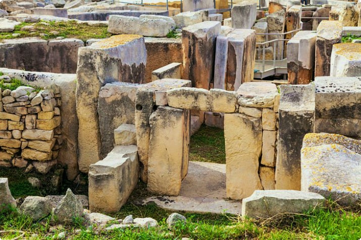 Templi di Hagar Qim, isola di Malta: un sito megalitico preistorico