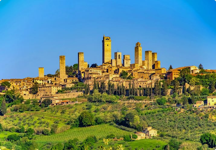 Landsbyen San Gimignano i Toscana