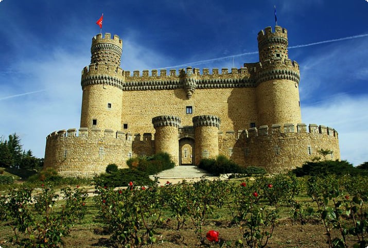 Manzanares El Realin keskiaikainen linnoitus