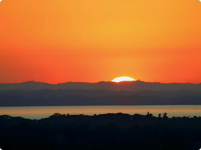 Sonnenaufgang über der Laguna de Tres Palos