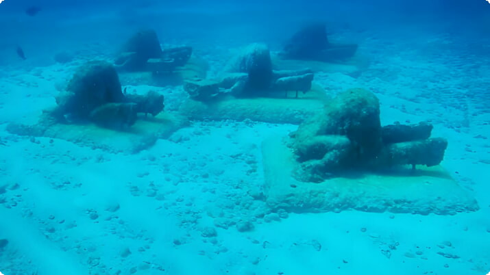 Подводный музей Канкуна