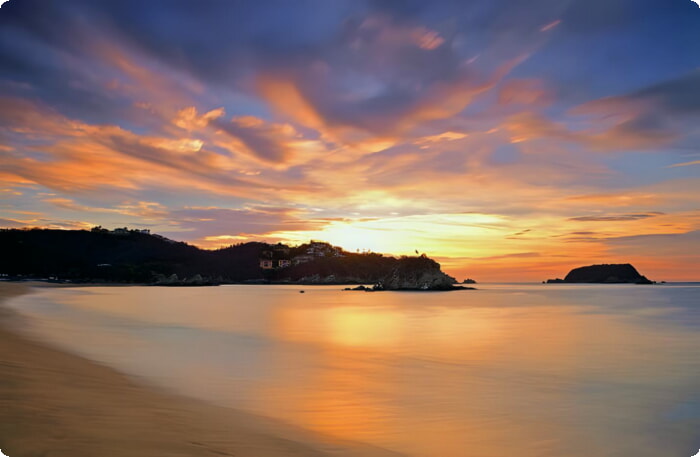 Sonnenaufgang am Playa Tangolunda