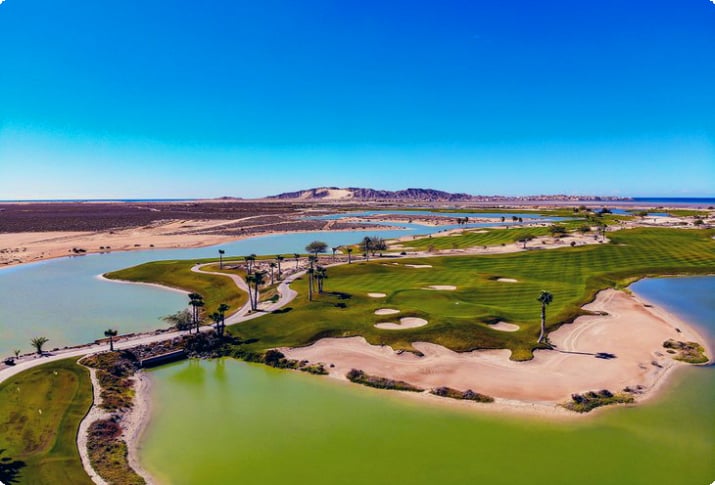 Ansicht des von Nicklaus entworfenen Golfplatzes Islas Del Mar in Cholla Bay, Puerto Penasco