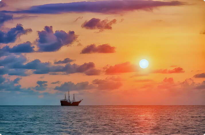 Круиз на закате по заливу Бандерас