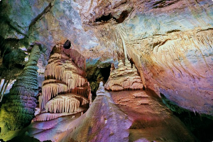 Cennet Odası, Lewis ve Clark Mağaraları