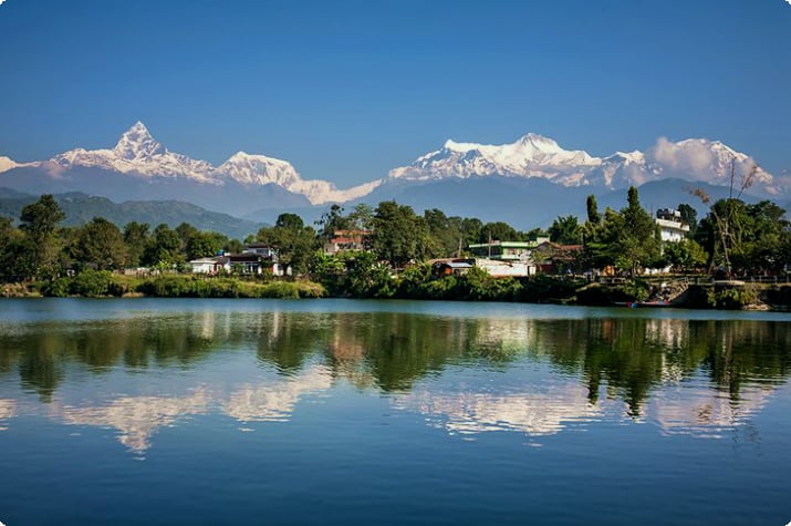 Вид на горы из Покхары