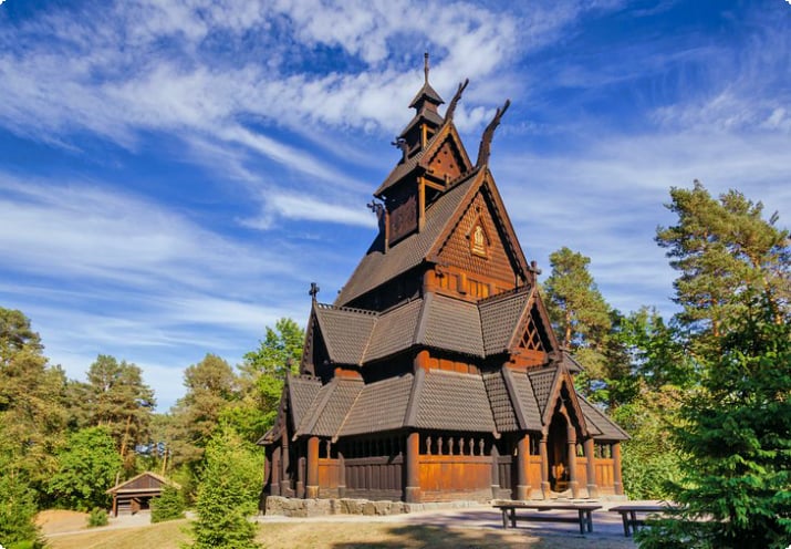 Деревянная церковь Гол в Норвежском музее истории культуры, полуостров Быгдой