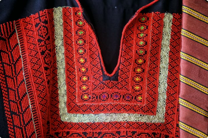 Традиционная палестинская вышивка