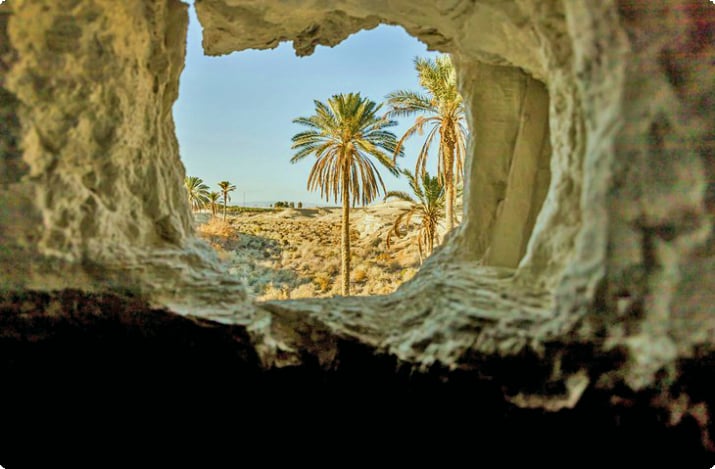Deir Hijleh yakınlarındaki keşiş hücreleri