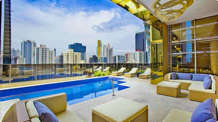 Fotobron: Global Hotel Panama