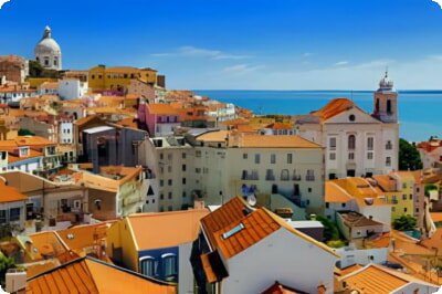 Lissabonin vanha kortteli: 11 parasta nähtävyyttä, kiertoajelua ja lähihotellia