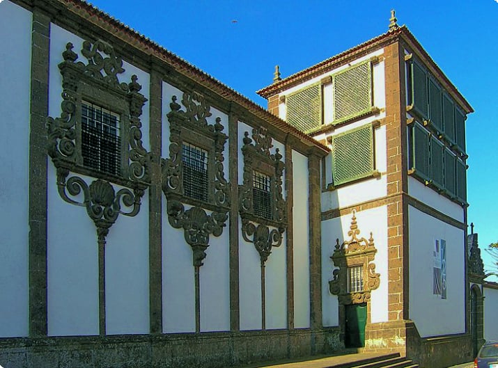 Musée Carlos Machado-Núcleo de Arte Sacra