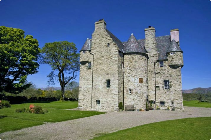 Photo Source: Barcaldine Castle