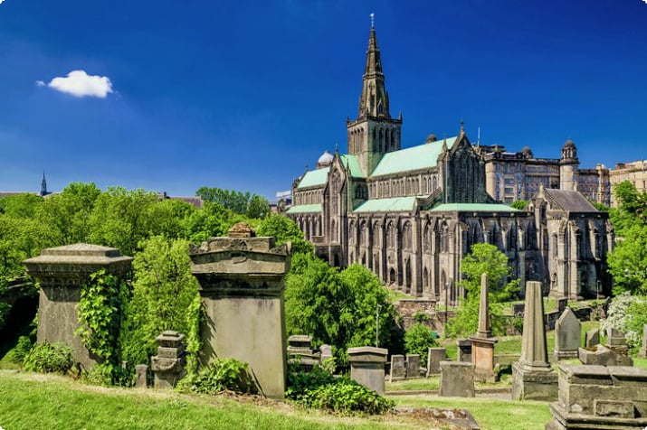 Glasgow'un Nekropolü ve Katedrali