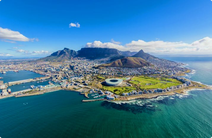 Cape Town'ın havadan görünümü