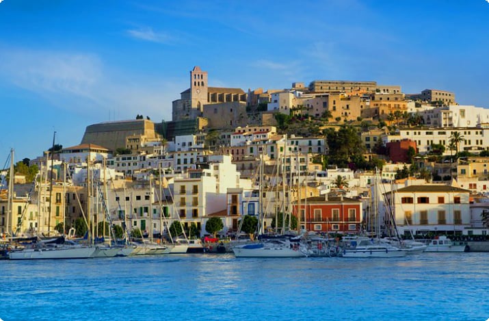 Den UNESCO-listade gamla stan i Eivissa (Ibiza Island)