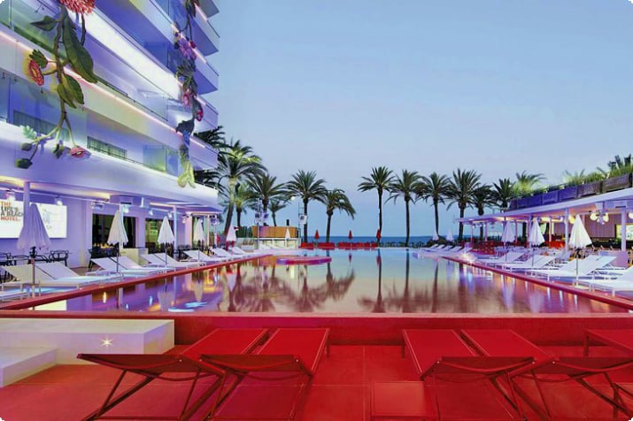 Fotoğraf Kaynak: Ushuaia Ibiza Beach Hotel