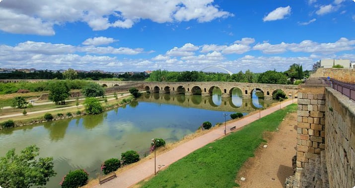 Puente Romano von Alcazaba