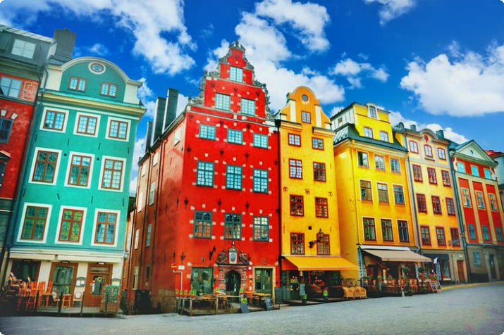 Красочные здания в Старом городе Стокгольма