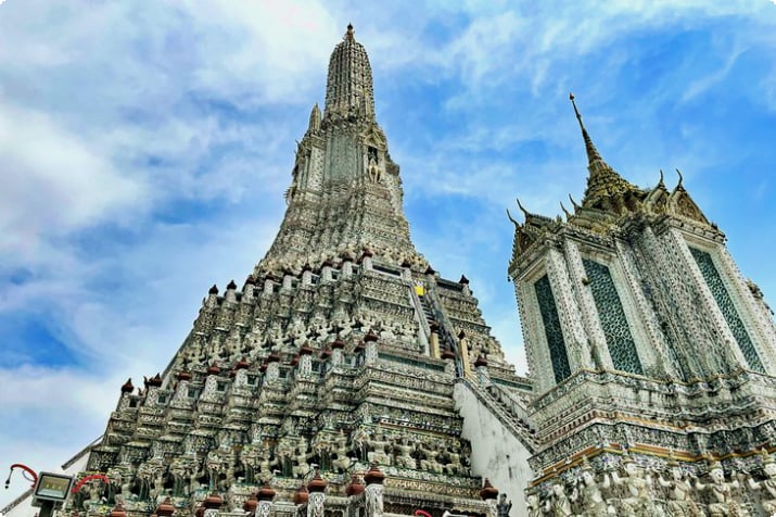 Wat Arun'daki Prang (kule)