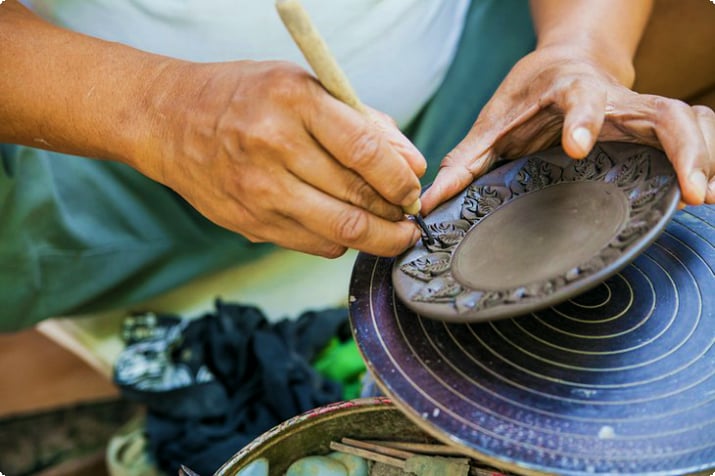 Handgjord keramik på Koh Kret