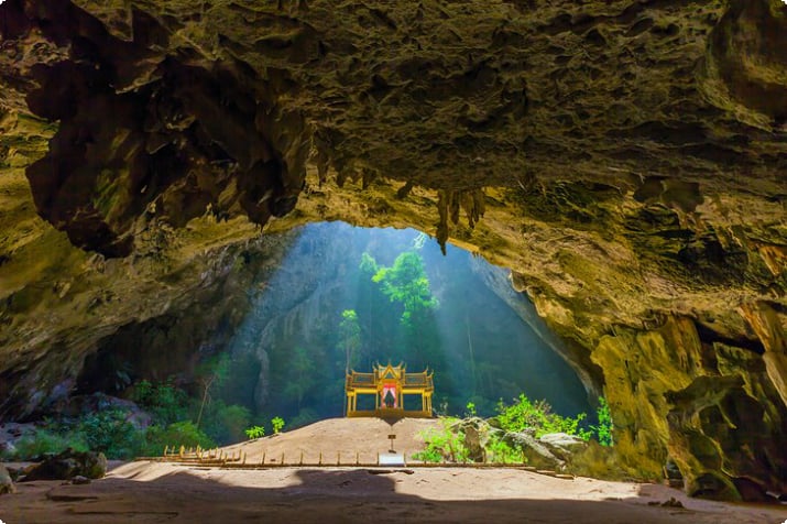 Phraya Nakhon-Höhle