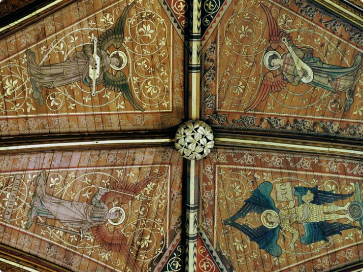 Detail der Decke im Chor der Kathedrale von Chester