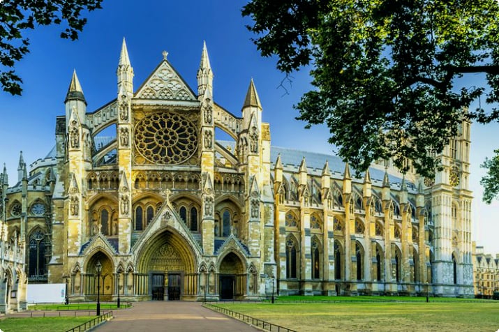 Вестминстерское аббатство в Лондоне