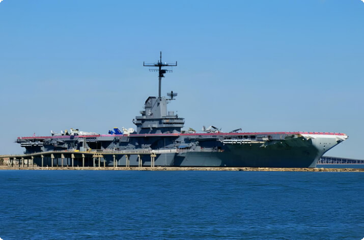 Военный корабль США