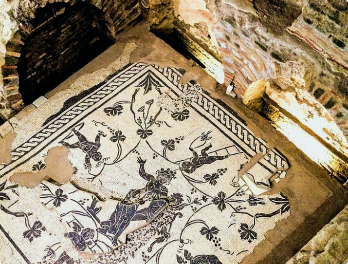Ein Mosaik unter dem Petersdom